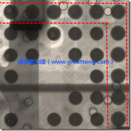 BGA錫球尺寸小于0.4mm，采用降低BGA內(nèi)圍襲球的錫膏量所得到X-Ray，稍微留意一下可以發(fā)現(xiàn)最外圈的錫量(圓的直徑)比其他內(nèi)圍的錫球上的錫量來得多一點(diǎn)點(diǎn)。也就是外圈的黑色圓形直徑比內(nèi)圈的圓形來得大一點(diǎn)點(diǎn)。