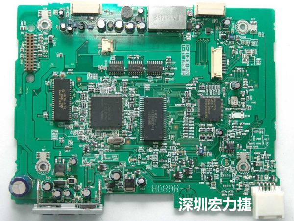 大面積PCB若電子元器件數(shù)量多、重量較重，板材強(qiáng)度不夠時容易產(chǎn)生PCB中央部凹陷問題。