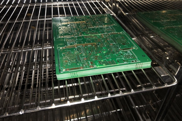 PCB上線(xiàn)前烘烤可以增加焊錫性嗎？